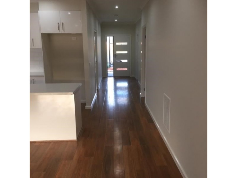 122 Wattletree Street, Craigieburn VIC 3064