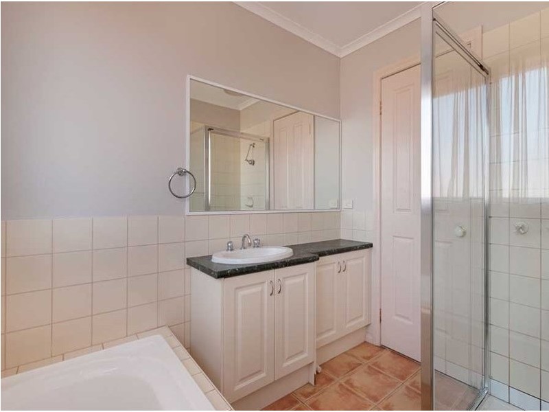 27 Davisson Street, Epping VIC 3076