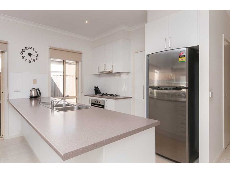 20 Walker Drive, Doreen VIC 3754