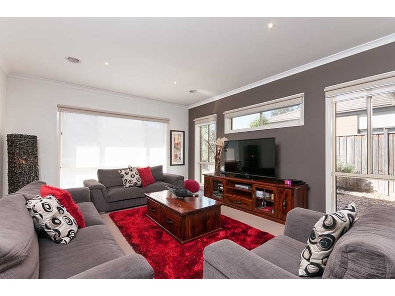 20 Walker Drive, Doreen VIC 3754