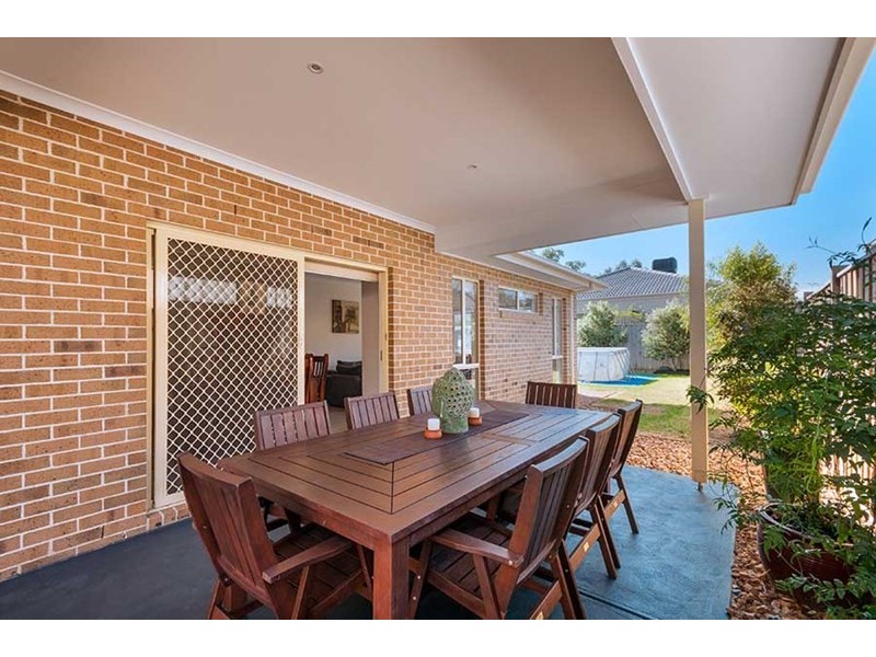 20 Walker Drive, Doreen VIC 3754