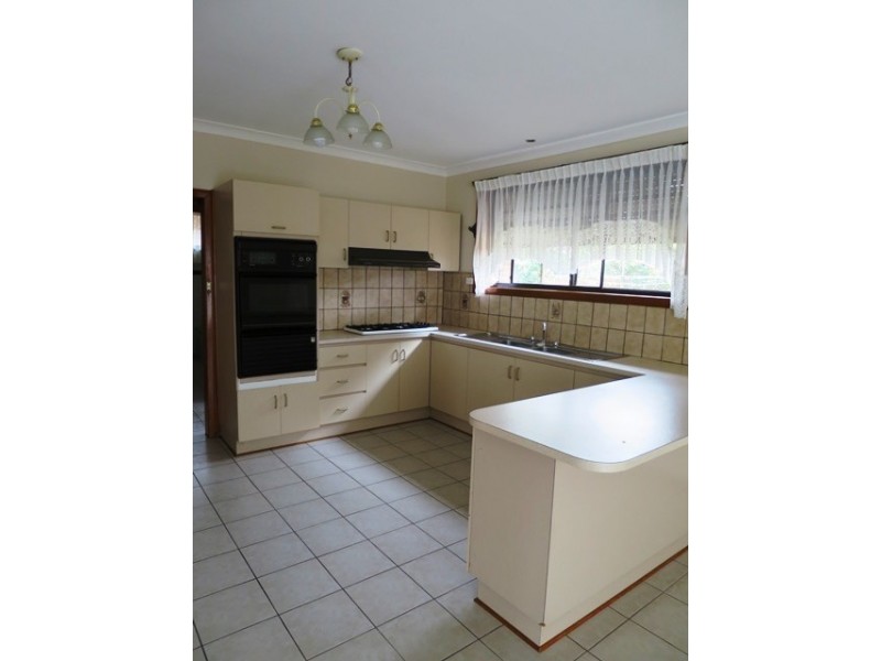 142 Victoria Drive, Thomastown VIC 3074