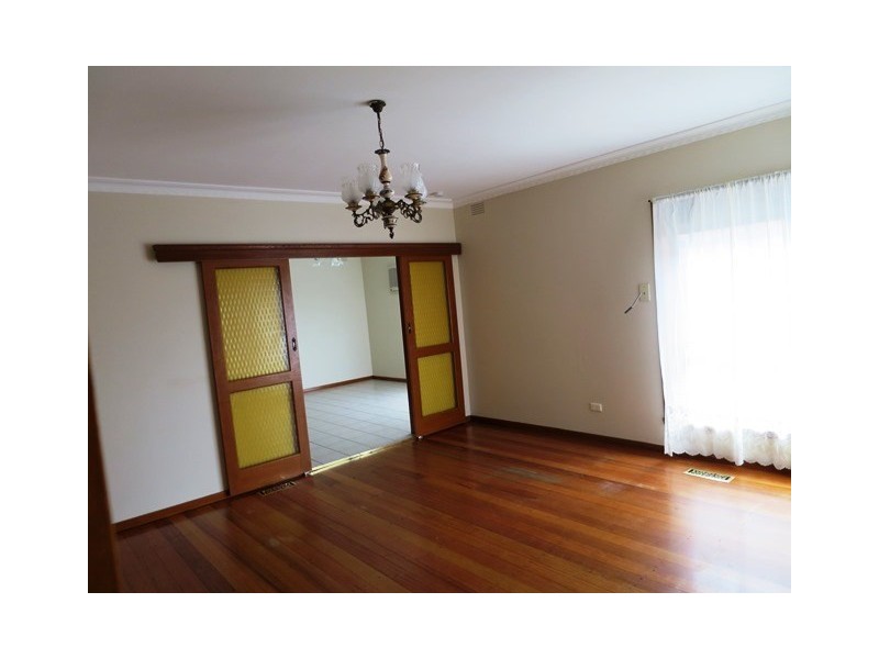 142 Victoria Drive, Thomastown VIC 3074