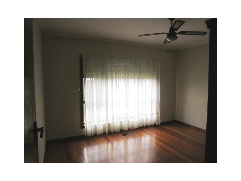 142 Victoria Drive, Thomastown VIC 3074