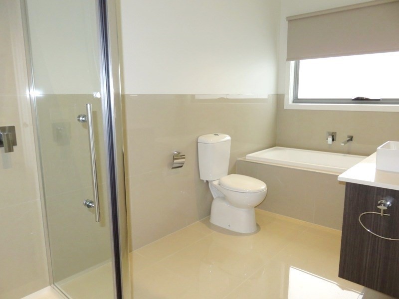 1/13 Charles Street, Thomastown VIC 3074