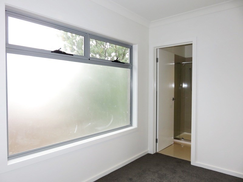 1/13 Charles Street, Thomastown VIC 3074
