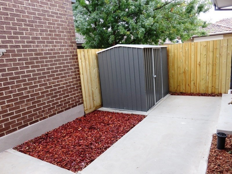 1/13 Charles Street, Thomastown VIC 3074