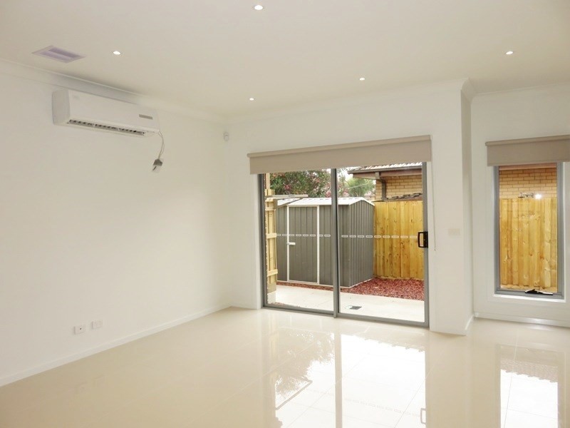 3/13 Charles Street, Thomastown VIC 3074