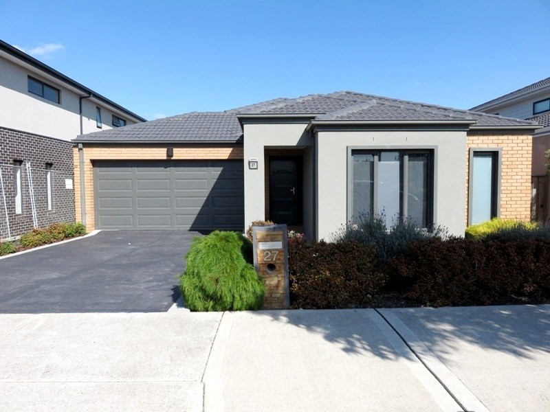 27 Keane Crescent, Lalor VIC 3075