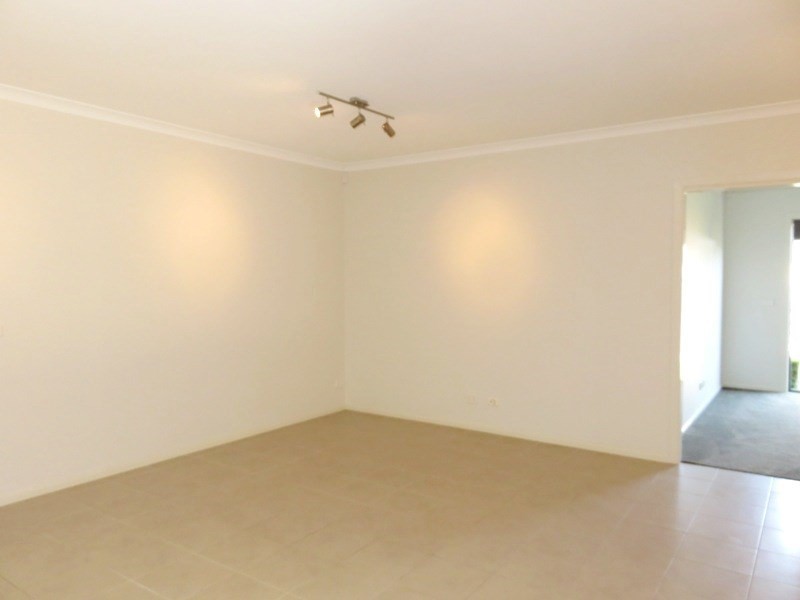 27 Keane Crescent, Lalor VIC 3075
