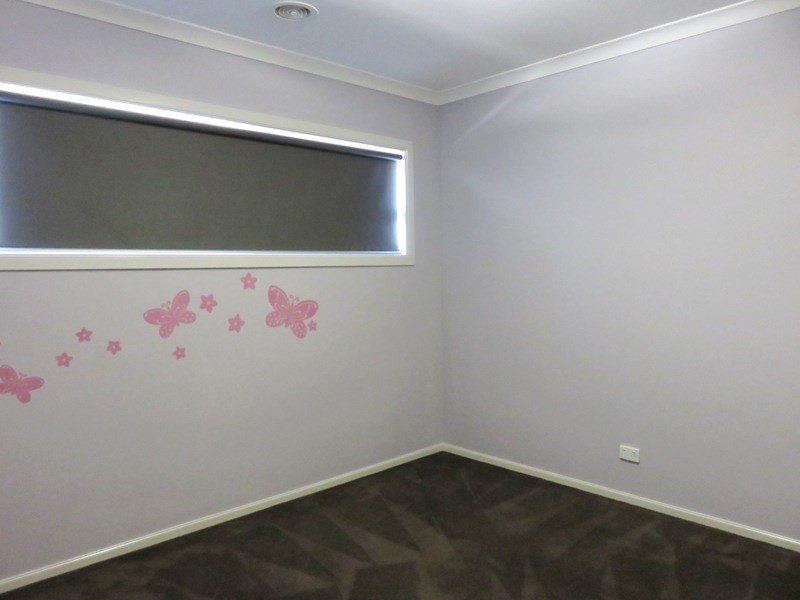 27 Keane Crescent, Lalor VIC 3075