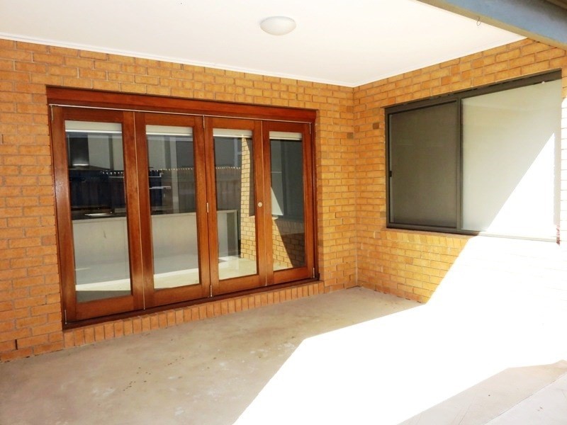 27 Keane Crescent, Lalor VIC 3075