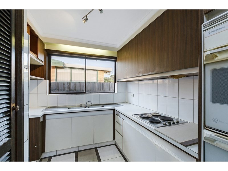 11 Gladstone Street, Thomastown VIC 3074