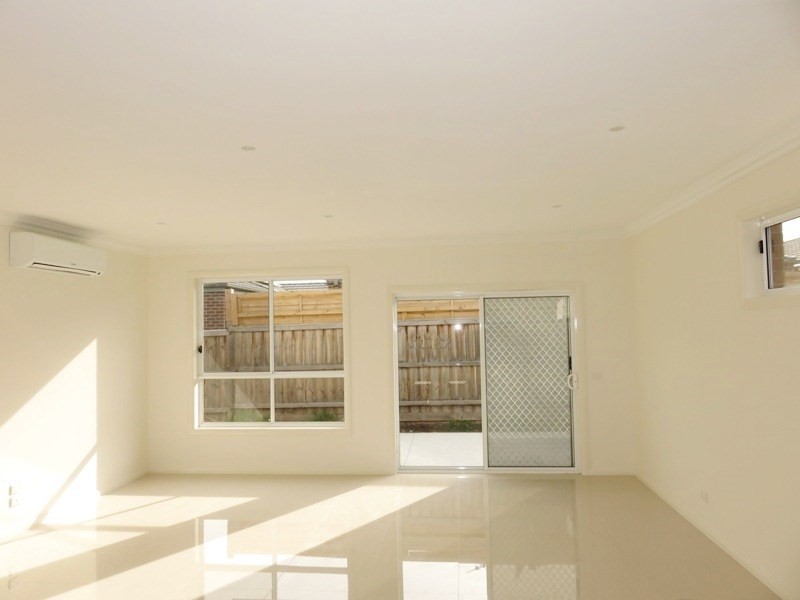 25 Cotchin Close, Wollert VIC 3750