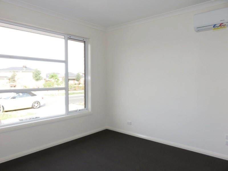 25 Cotchin Close, Wollert VIC 3750