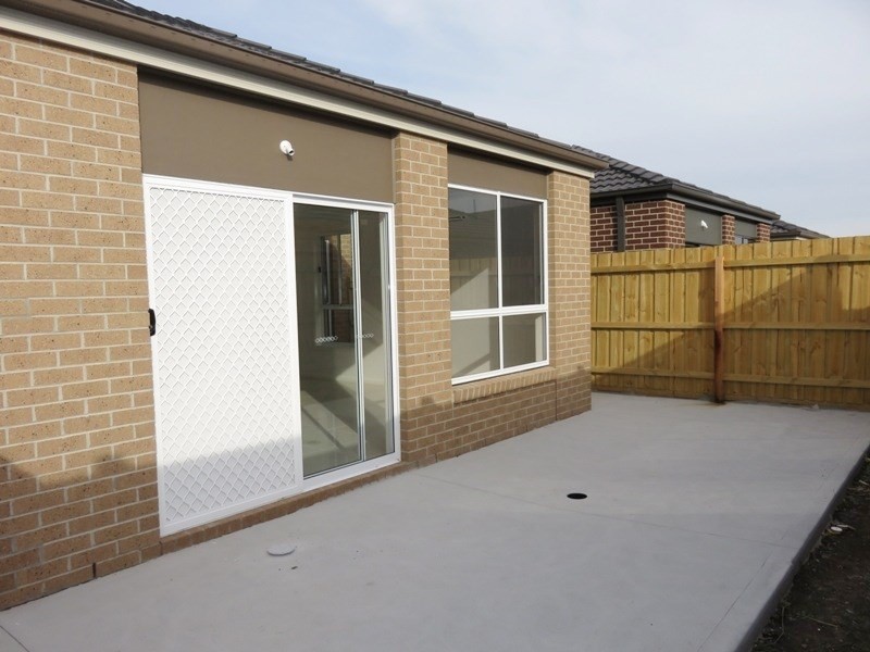 25 Cotchin Close, Wollert VIC 3750