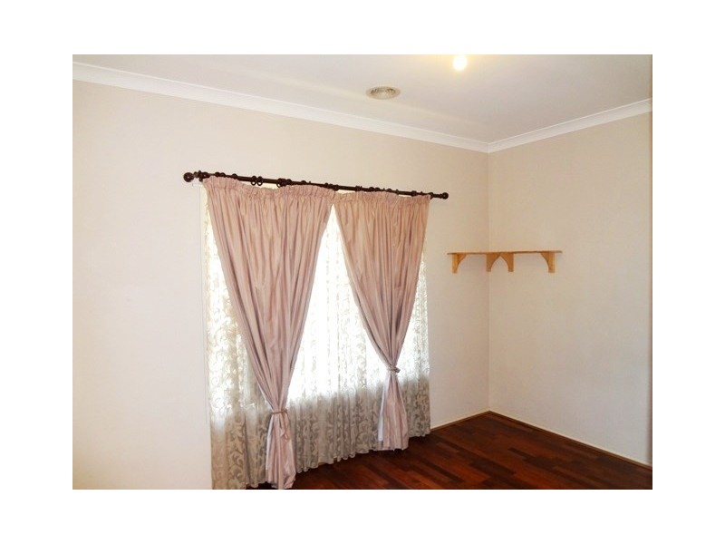10 Lovely Way, South Morang VIC 3752