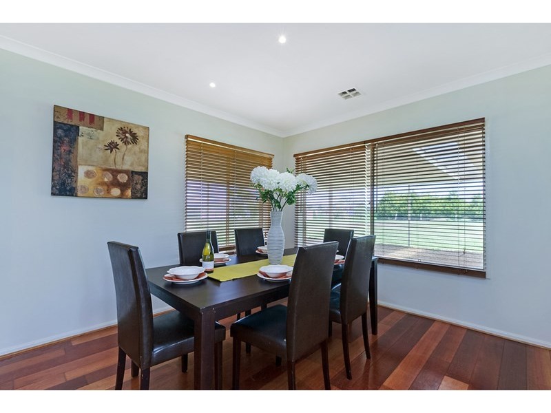 5 Jolly Lane, Mickleham VIC 3064