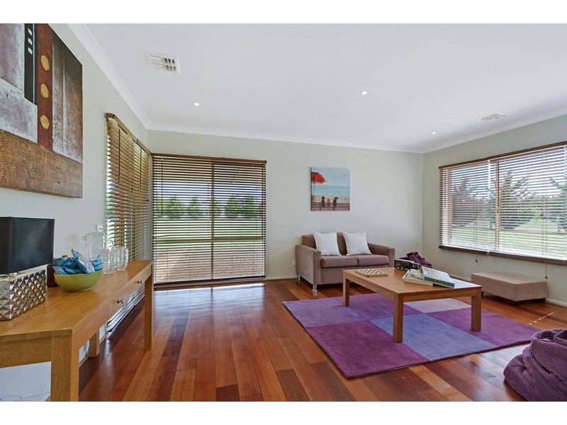 5 Jolly Lane, Mickleham VIC 3064