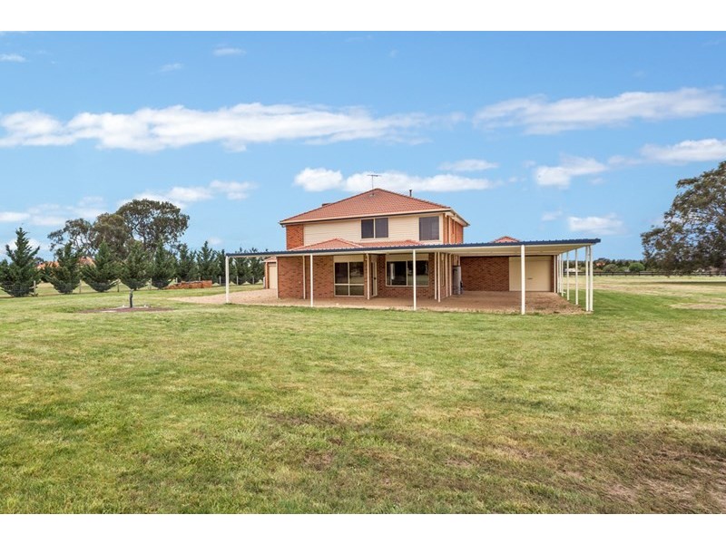 5 Jolly Lane, Mickleham VIC 3064