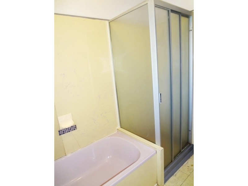 4 London Road, Broadmeadows VIC 3047