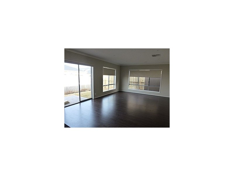 23 Holly Green Circuit, Truganina VIC 3029