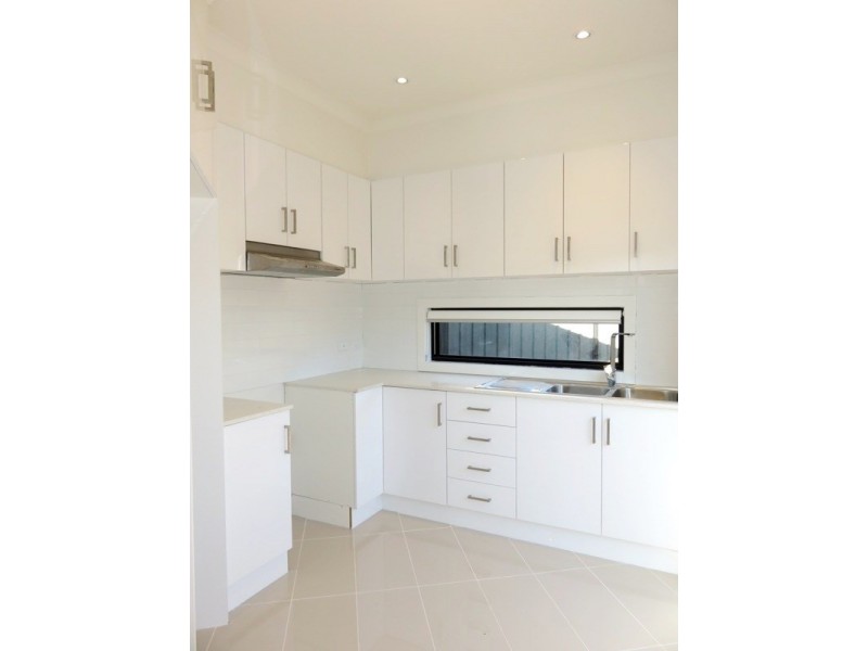 23 Kemp Avenue, Thomastown VIC 3074