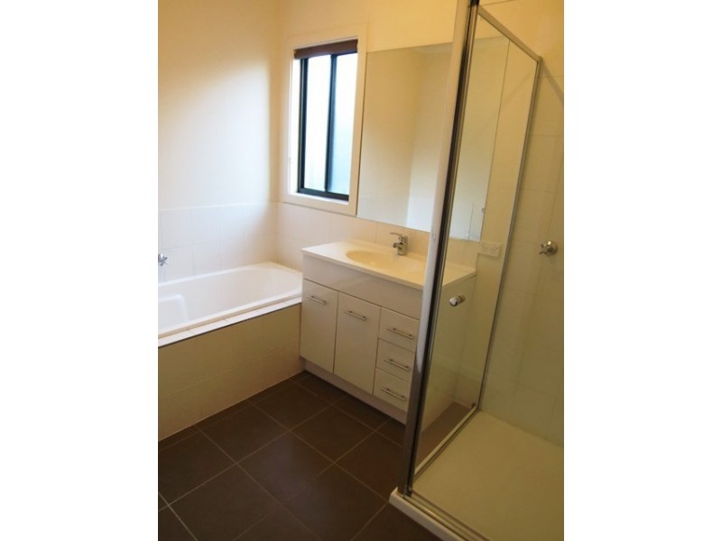 286 The Lakes Boulevard, South Morang VIC 3752