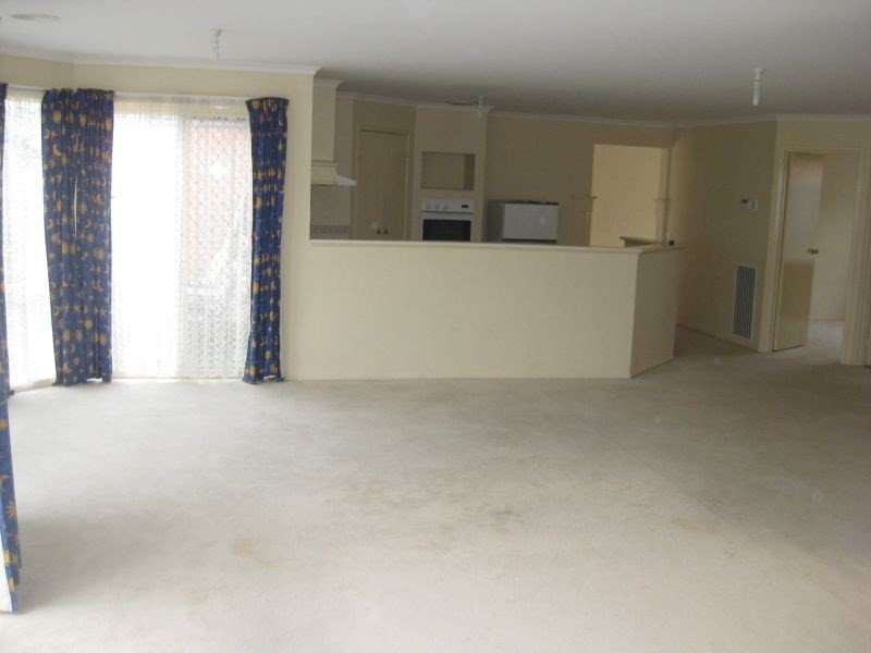 38 Josef Avenue, Bundoora VIC 3083