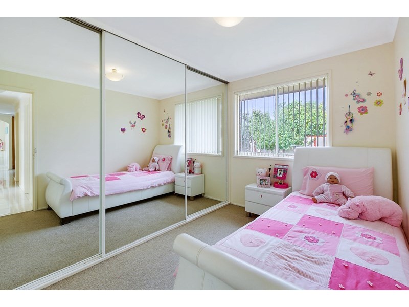 4 Kingston Close, Thomastown VIC 3074