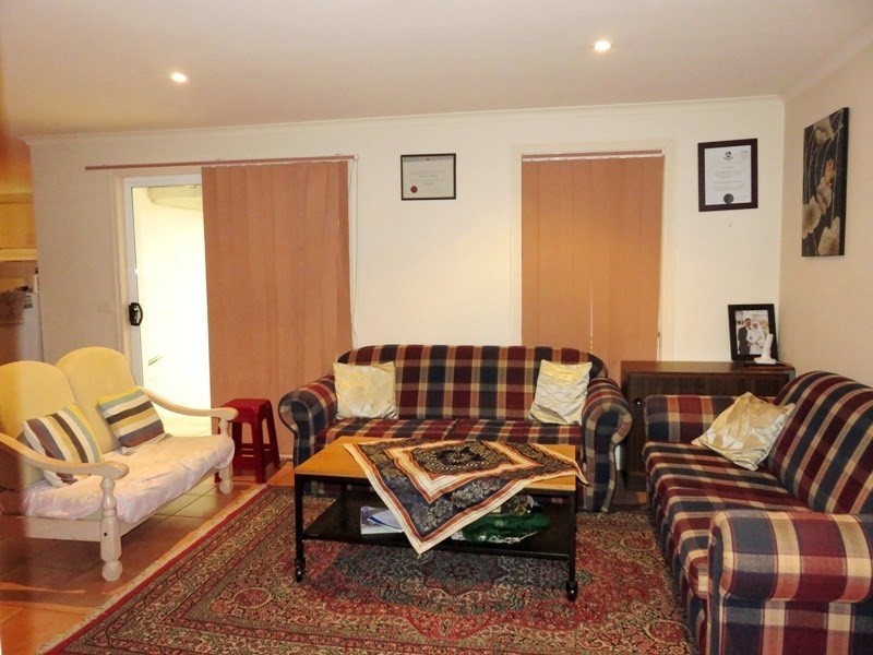 4 Kenthurst Court, Mill Park VIC 3082