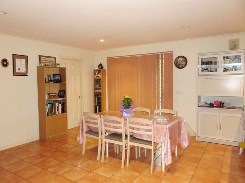 4 Kenthurst Court, Mill Park VIC 3082