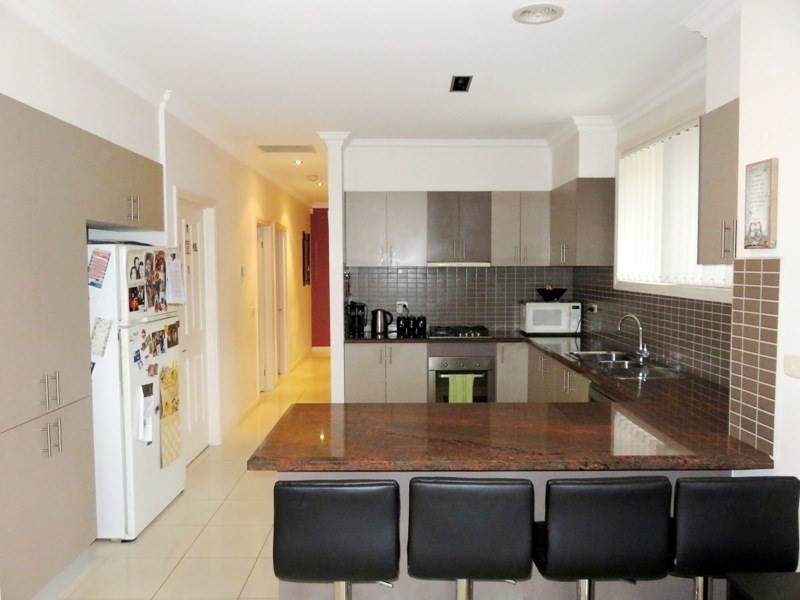 5/5 Cobb Street, South Morang VIC 3752