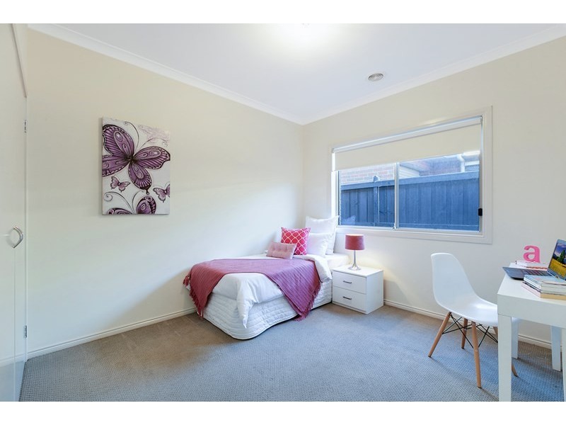 37 Lakeland Drive, Doreen VIC 3754