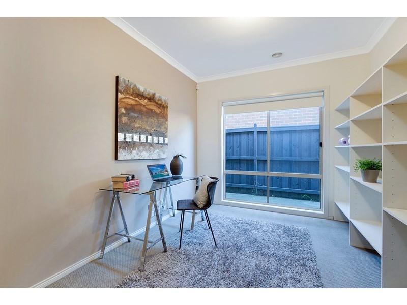 37 Lakeland Drive, Doreen VIC 3754