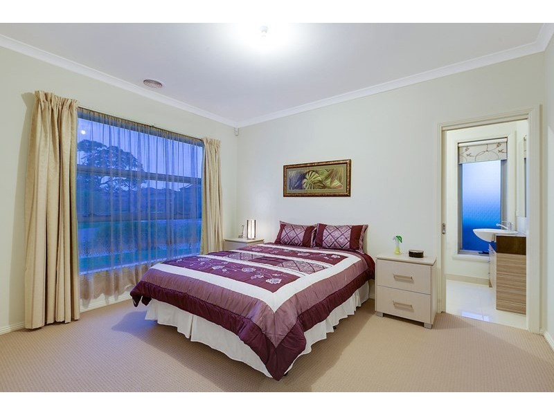 1 Palenque Terrace, Epping VIC 3076