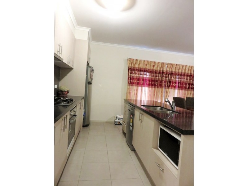 8 Huntington Terrace, Wollert VIC 3750