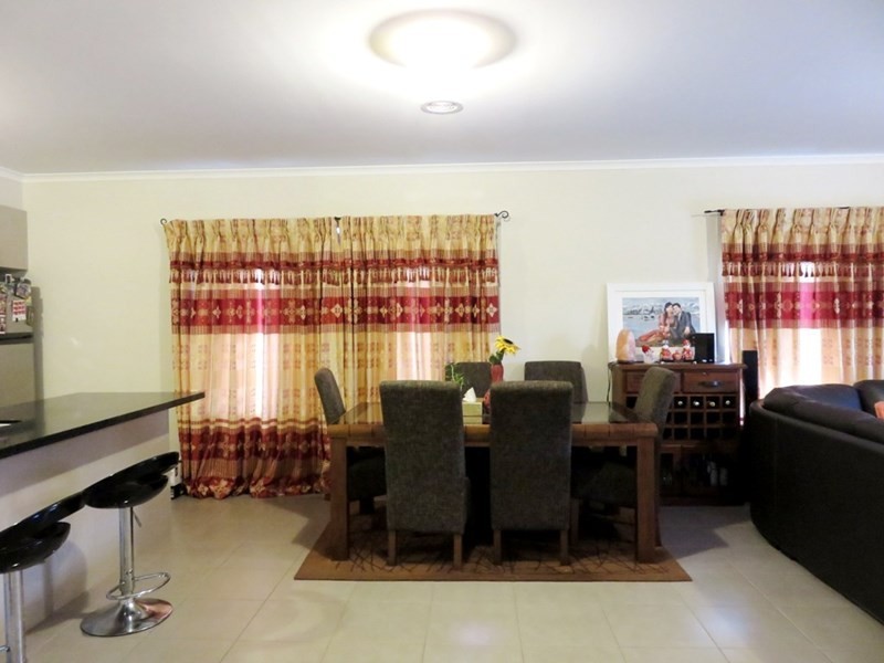 8 Huntington Terrace, Wollert VIC 3750