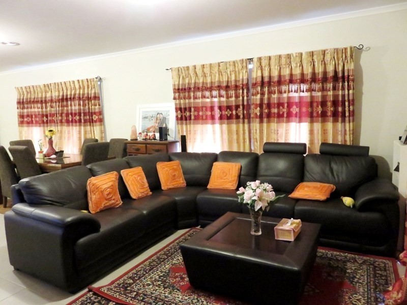 8 Huntington Terrace, Wollert VIC 3750