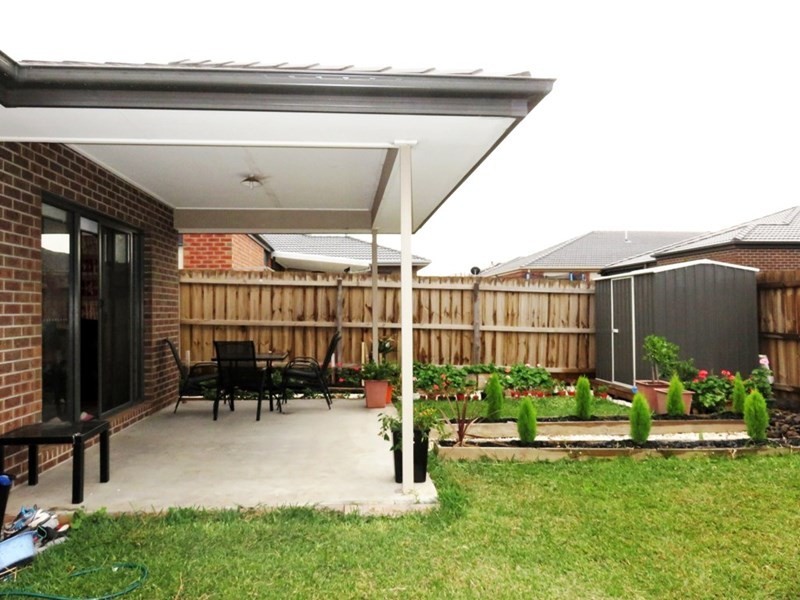 8 Huntington Terrace, Wollert VIC 3750