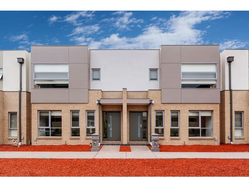 6 Lawn Walk, Mernda VIC 3754