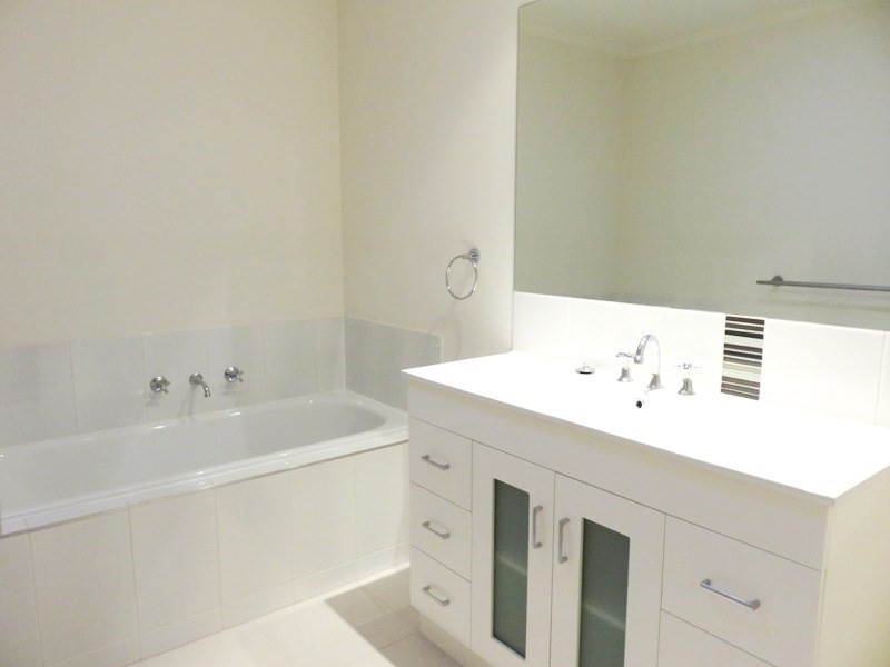 3 Treemont Terrace, Mernda VIC 3754