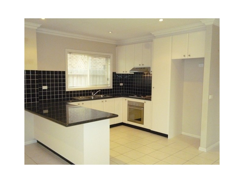 28 Clearwater View, South Morang VIC 3752