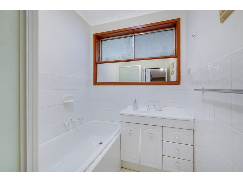 16 Helpmann Crescent, Epping VIC 3076