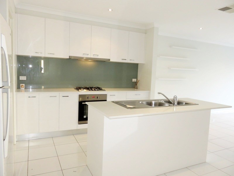 5 Contempo Boulevard, Wollert VIC 3750