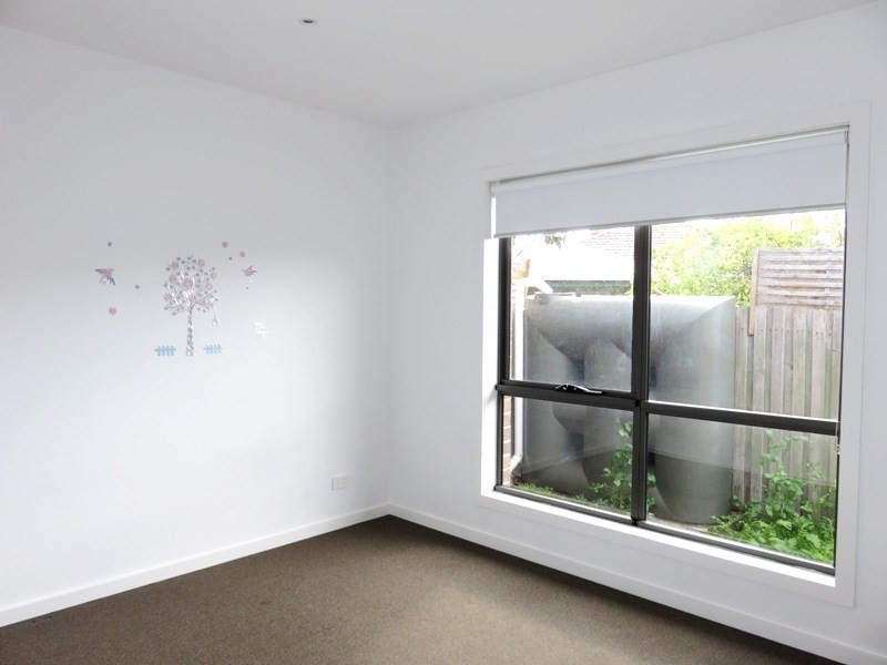 3/12 Kirwan Avenue, Lalor VIC 3075