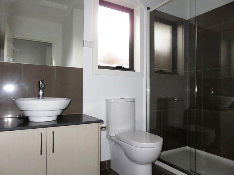 3/12 Kirwan Avenue, Lalor VIC 3075