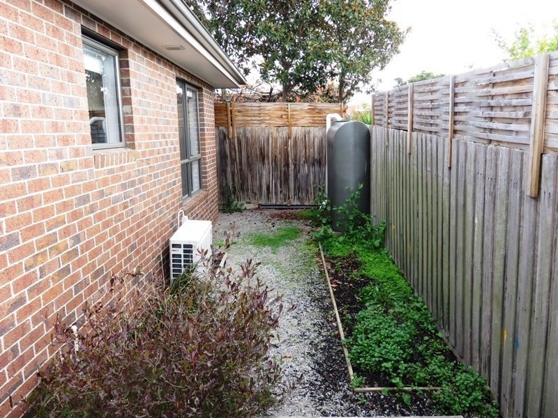 3/12 Kirwan Avenue, Lalor VIC 3075