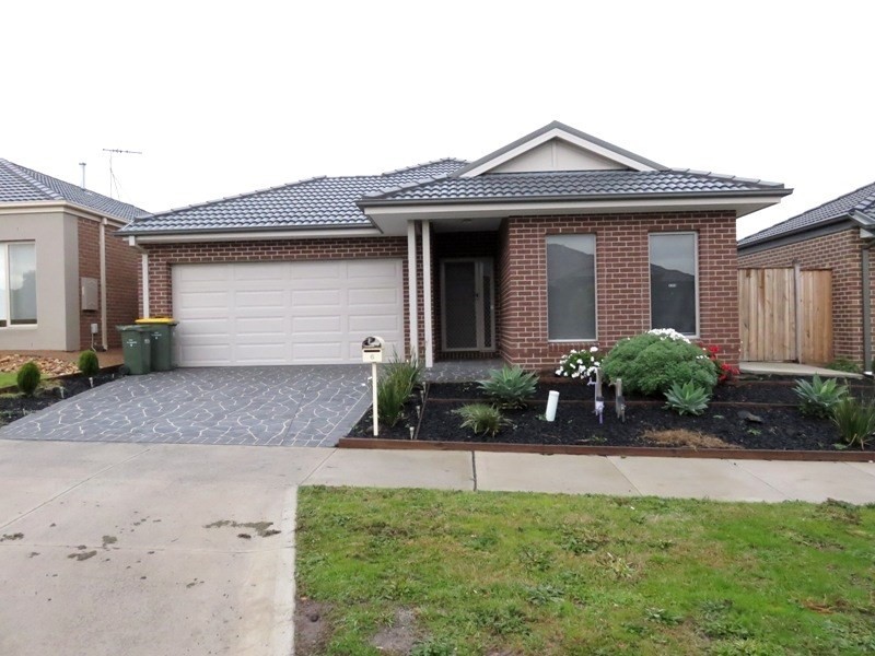 6 Cotchin Close, Wollert VIC 3750