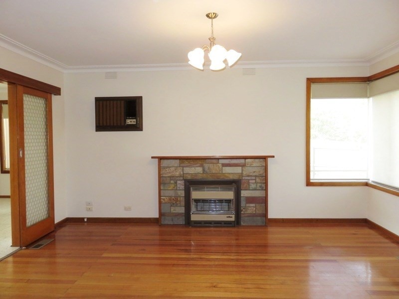 20 Melton Crescent, Lalor VIC 3075